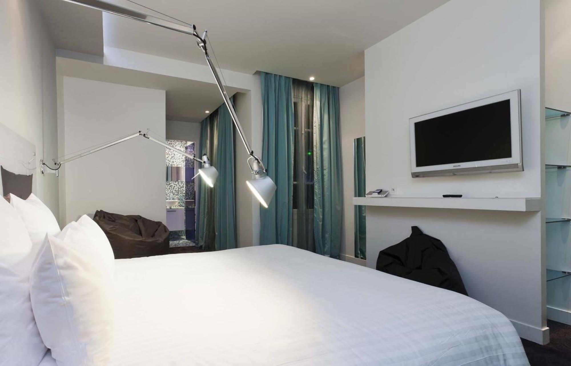 Color Design Hotel Paris Phòng bức ảnh